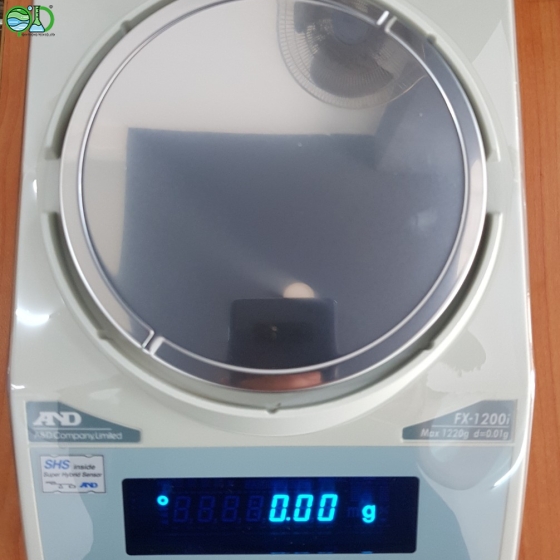 Cân phân tích Selon FA 224