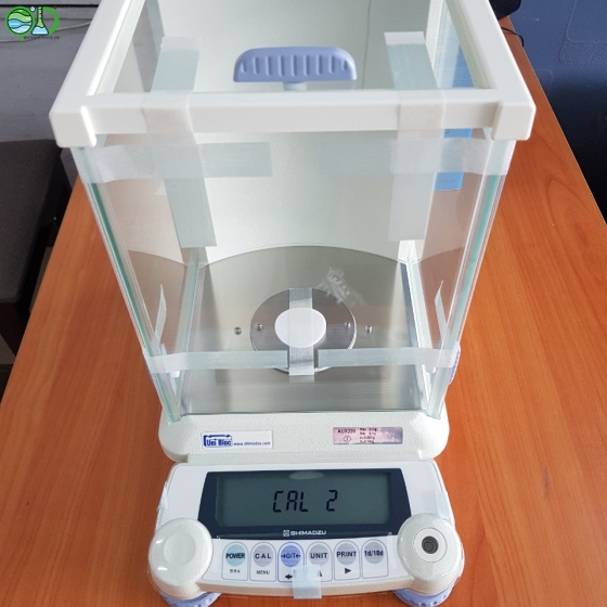  CÂN ĐIỆN TỬ AUX 220 0.0001g  SHIMADZU JAPAN