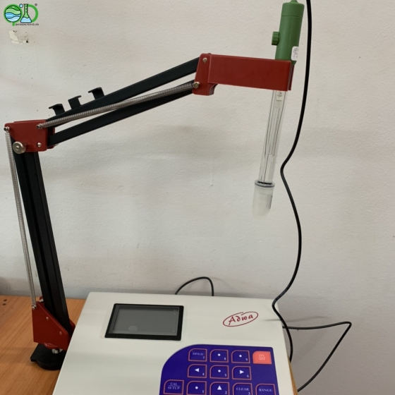Máy đo pH, mV và Nhiệt độ để bàn AD1030 Rumani